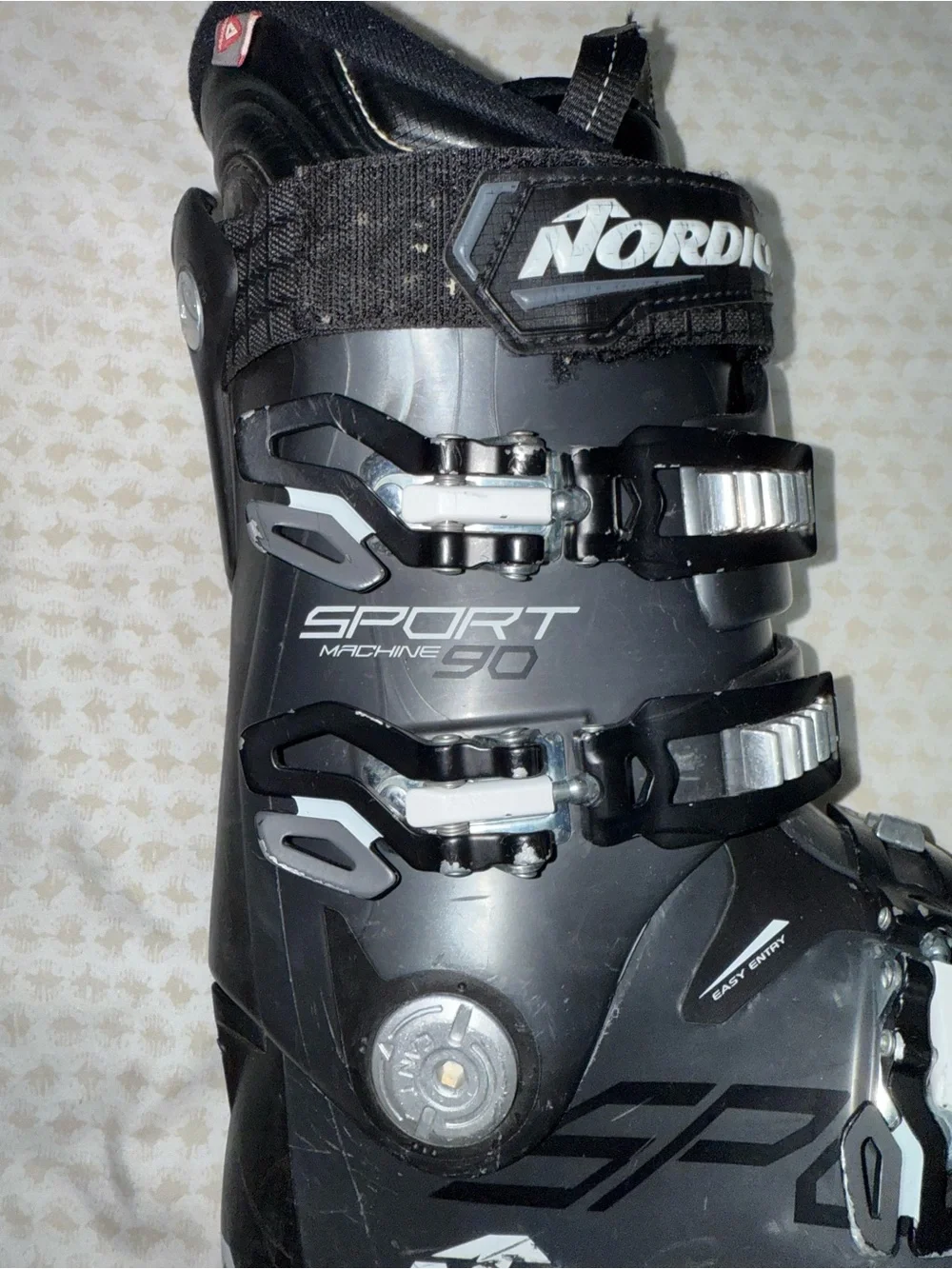 Nordica Sport Machine 90 Ski Boots 28 - 28.5 325 mm